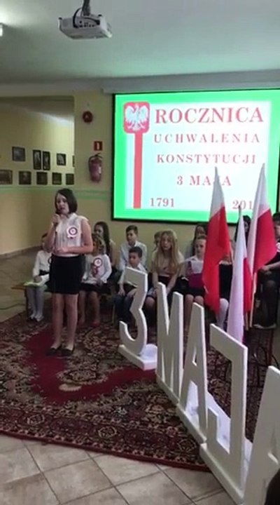 "Polskie kwiaty"- występ uczennicy kl. V