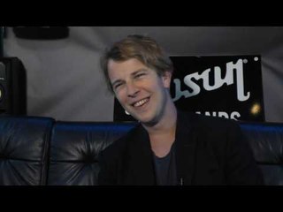 Tom Odell voelt wanneer hij een goed nummer schrijft