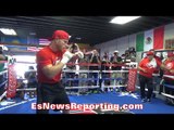 SAUL ALVAREZ DISPLAYS HIS GREAT RING GENERALSHIP & HAND SPEED IN ALL OUT SHADOW BOXING SESSION