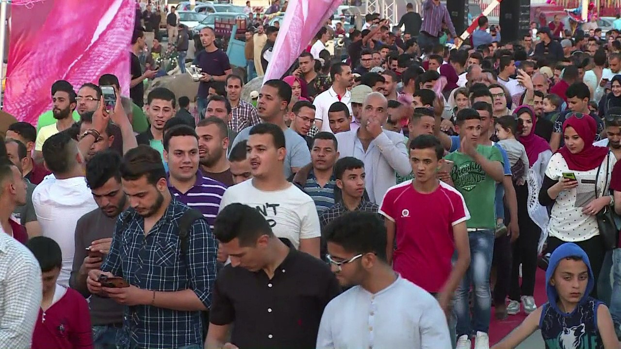 مهرجان السجادة الحمراء في غزة بلا مشاهير ونافذة الشباب للحرية