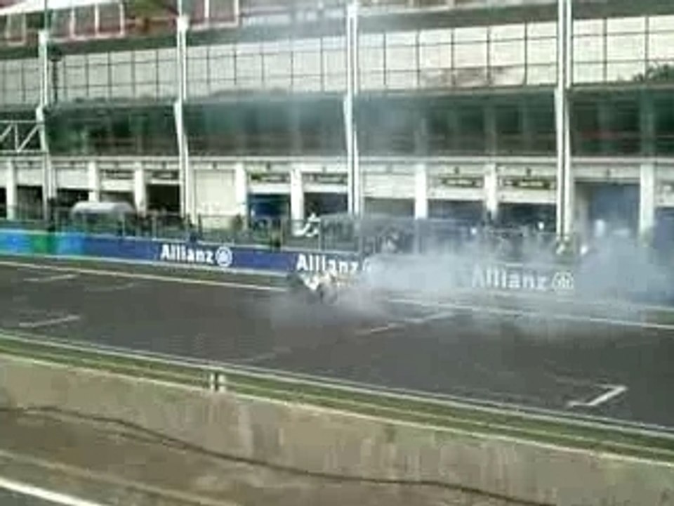 Renault F1 Team (Burn 1, séance matin)