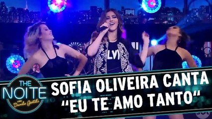 Sofia Oliveira canta "Eu te amo tanto"