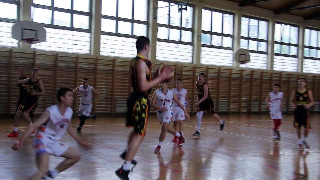 ŠKK Zvezdara 2 : KK Beovuk	21 : 76 cond