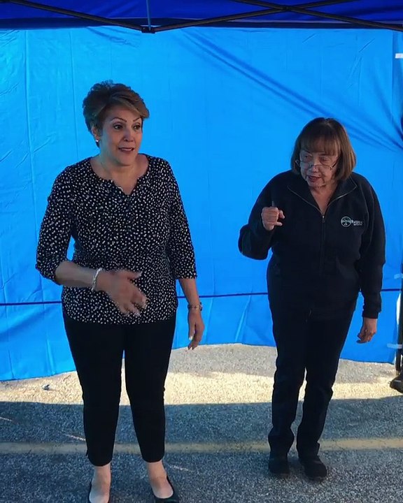 La madre de JLO bailando