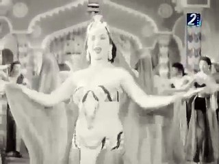 KEDBET ABRIL 1954 HERMEEN EGYPTIAN BELLYDANCER...SWORD