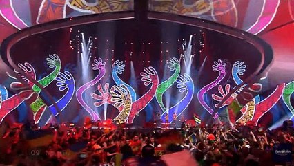 Francesco Gabbani - Occidentali's Karma  LIVE at the Grand-Final Eurovision 2017