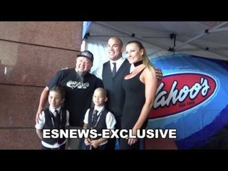 Tito Oritz With His Family always has time for fans - EsNews Boxing