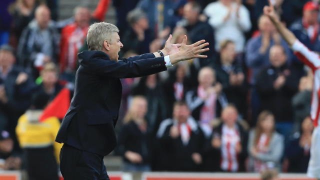 Wenger looking for West Ham favour against Liverpool