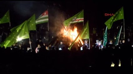 Kocaeli Çerkesler Sürgünün 153. Yılında Atalarını Andı