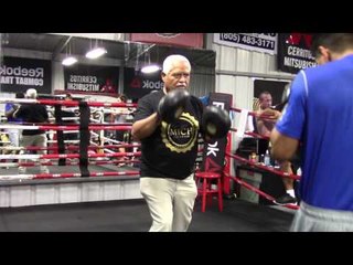 Mikey Garcia 35-0 29 KOs Getting Ready For Next Fight Working mitts With BIG G EsNews Boxing