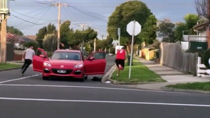 Homem Bomba Assusta As Pessoas