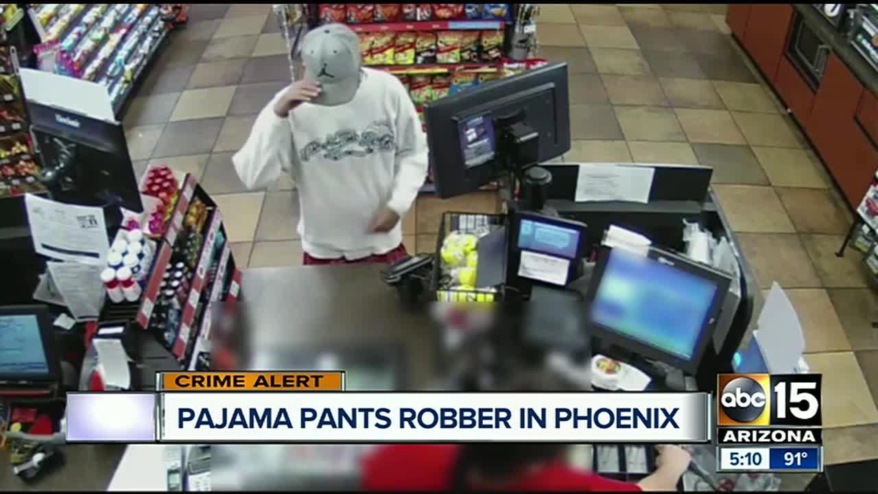 SILENT WITNESS: Man robs Circle K in PJs
