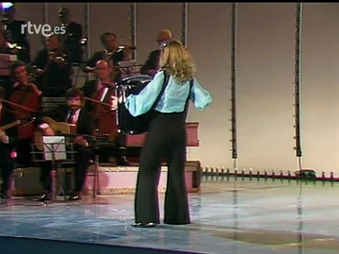 Maria Jesus y su acordeon - Danza Húngara Número 5 de Brahms