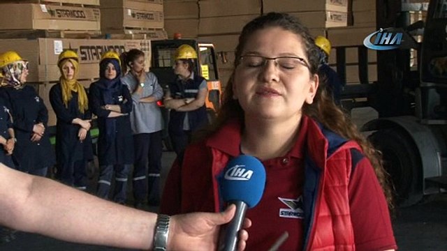 En ağır yükü forklift operatörü anneler kaldırıyor