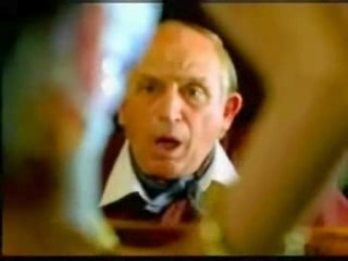 Fille Ouvre Bouteille (Bar Clubbeuse Deluxe)