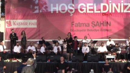 Gaziantep Sibel Can, Anneler Için Söyledi