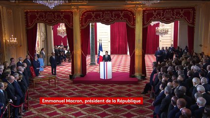 "Nos institutions doivent retrouver aux yeux des Français l'efficacité" déclare Macron