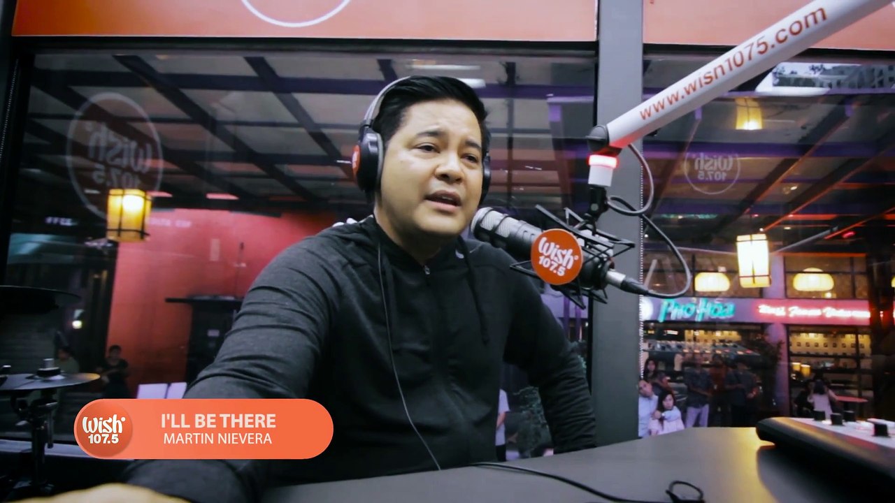 Martin Nievera performs _I'll Be There_ LIVE on Wish 107.5 Bus
