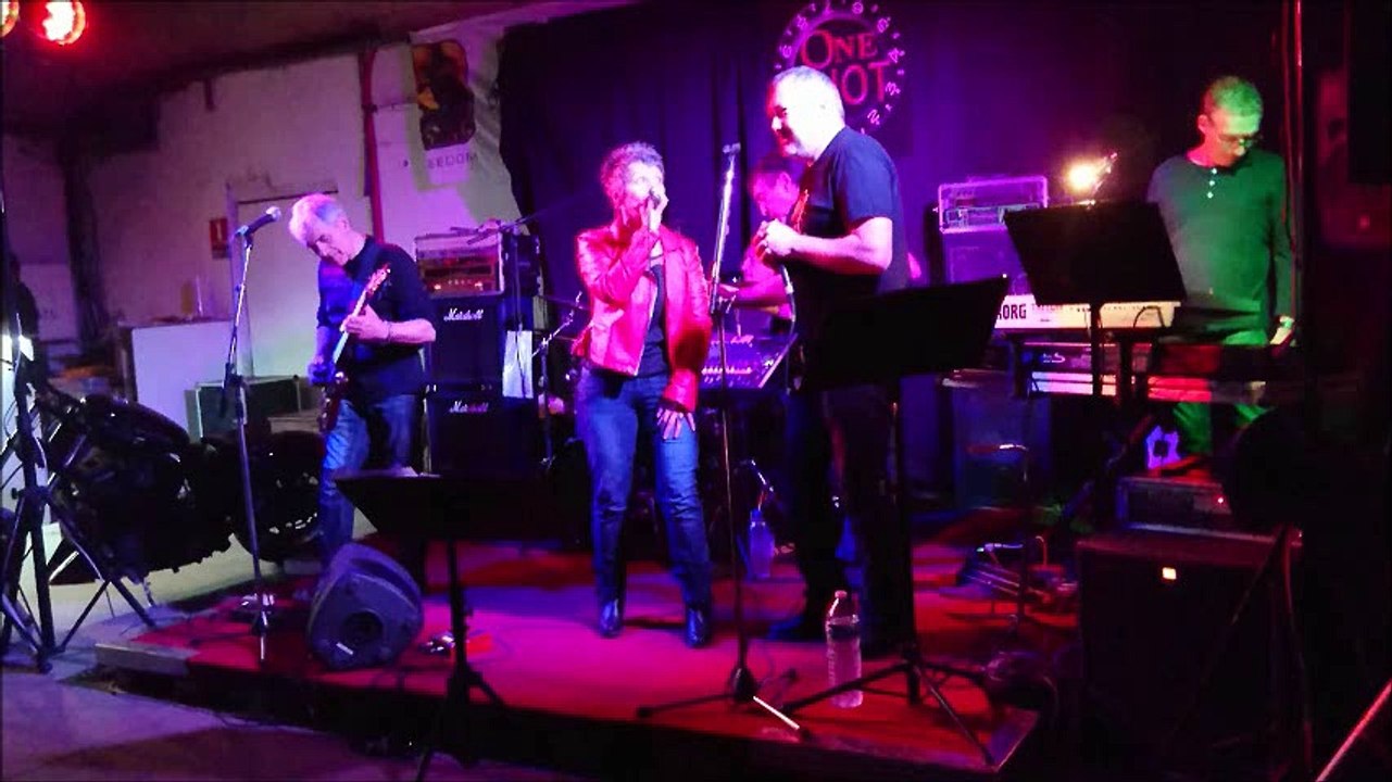 black velvet reprise ONE SHOT