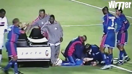 Soccer players who died in football matches