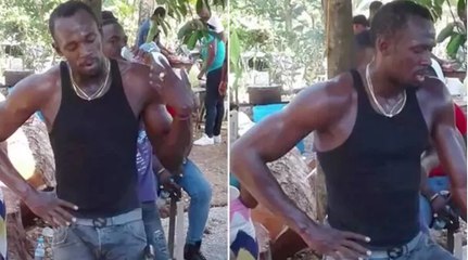 El hombre mas rapido del mundo Usain Bolt cavando la tumba de su propio amigo durante su entierro