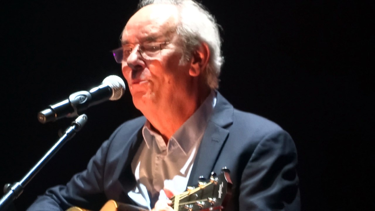 13 mai 2017 - Maxime Leforestier interprètre Chansonnette à celle qui reste pucelle