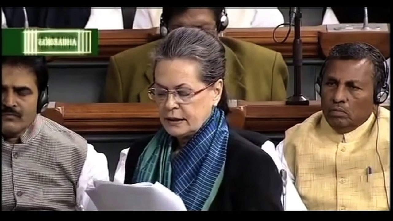 Sonia Gandhi Knows She's Lyting As She Smiles As Even PM Narendra Modi Smiles