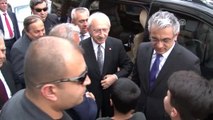 Kılıçdaroğlu Zübeyde Hanım'ın Mezarını Ziyaret Etti