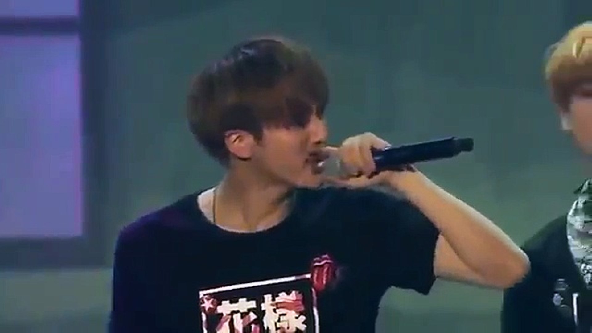 10@ DISC 2A – [ 2015 BTS 花樣年華 ON STAGE ] SPECIAL FEATURES