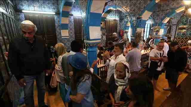 Peregrinación judía a la sinagoga de Yerba