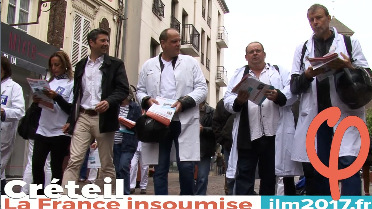 Déboulé insoumis des Blouses Blanches  pour défendre le service public