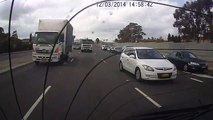 Driver Gets Anf BAD SYDNEY DRIVERS