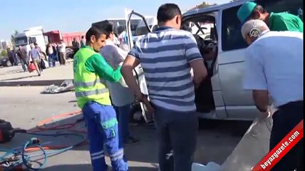 Eskişehir'de tır ile otomobil çarpıştı: 2 ölü 7 yaralı