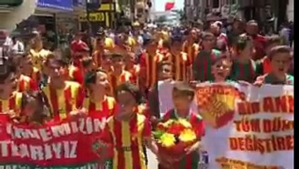 Exeli rakiplerinden Zübeyde Hanım'a anlamlı ziyaret