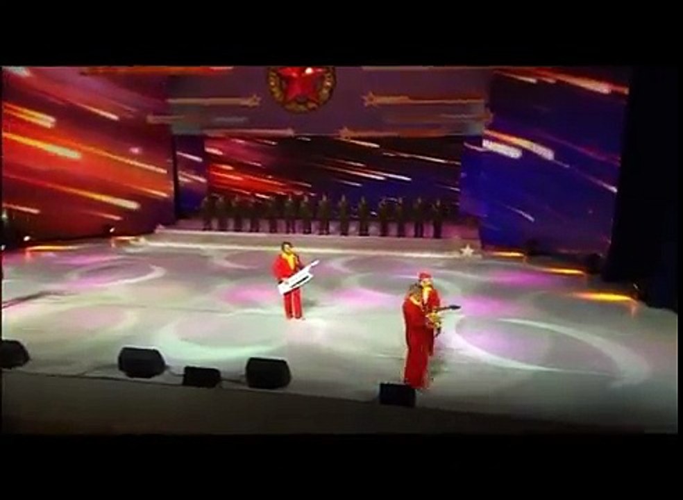 ВИА ПЛАМЯ "Идёт солдат по городу" /www.plamya-co.ru/