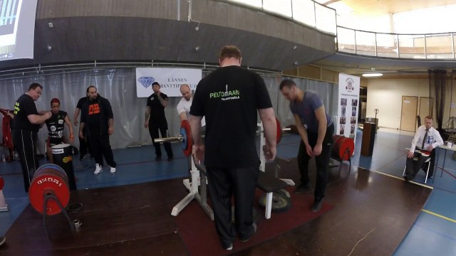 Penkkipunnerrus 1 ryhmä . FPO voimanosto SM 6.5-2017 Pori Finland