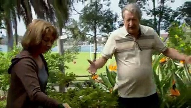 Packed to the Rafters - S3 E10 - Out of the Comfort Zone