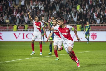 BORD TERRAIN : ambiance & les 4 buts contre Lille !