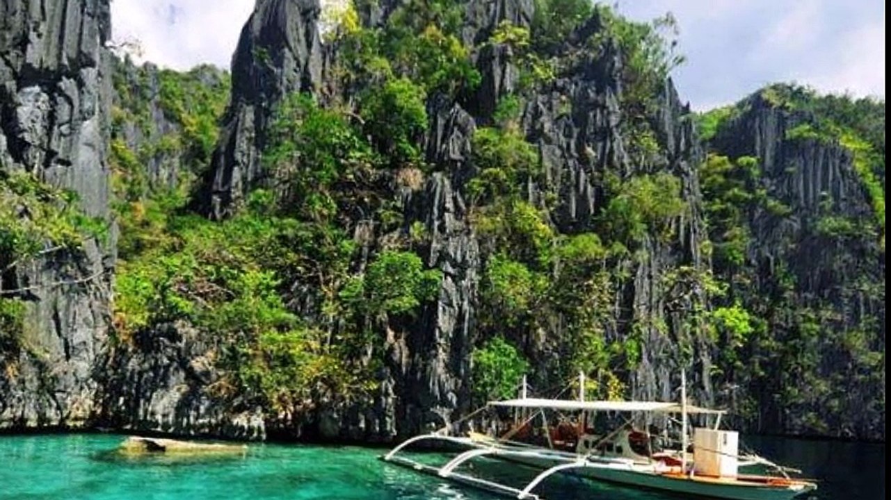 ELVIS PRESLEY - RARE CLASSIC GOSPEL MUSIC BY ELVIS PRESLEY