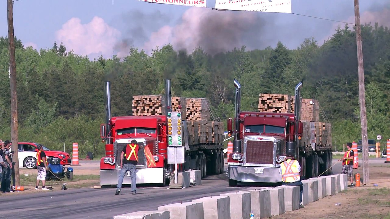 Coga vs Vincent Couture final chargé 143 000 livres 71.5 tonnes du dimanche Mont-Laurier 2011