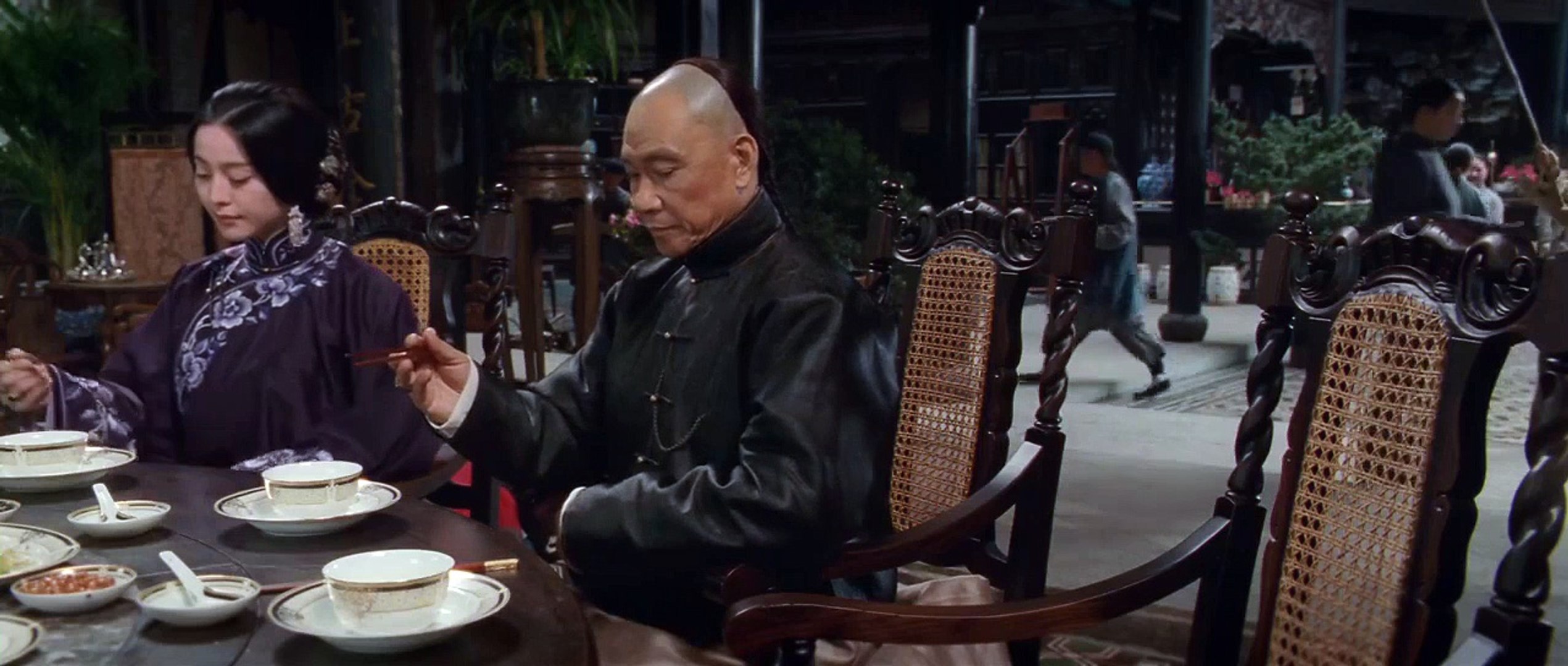 Hd 十月围城 甄子丹 黎明 王学圻 谢霆锋 胡军 曾志伟 梁家辉 李宇春 Part 1 3 Video Dailymotion
