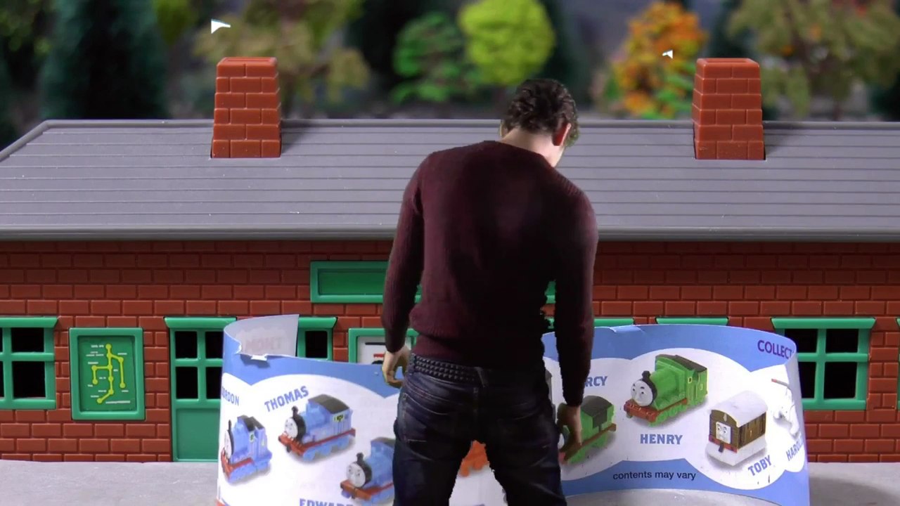 Minions Funny Toy Stories with Thomas and Friends Train Toys and Surprise Eggs Compilation TT4U_11