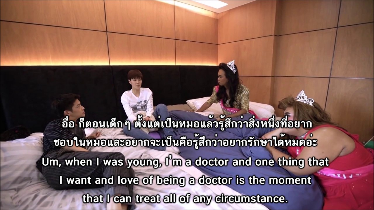 [Thai & Engsub] Pluakkuenbaan Doctor Jeab Lalana [2/4]