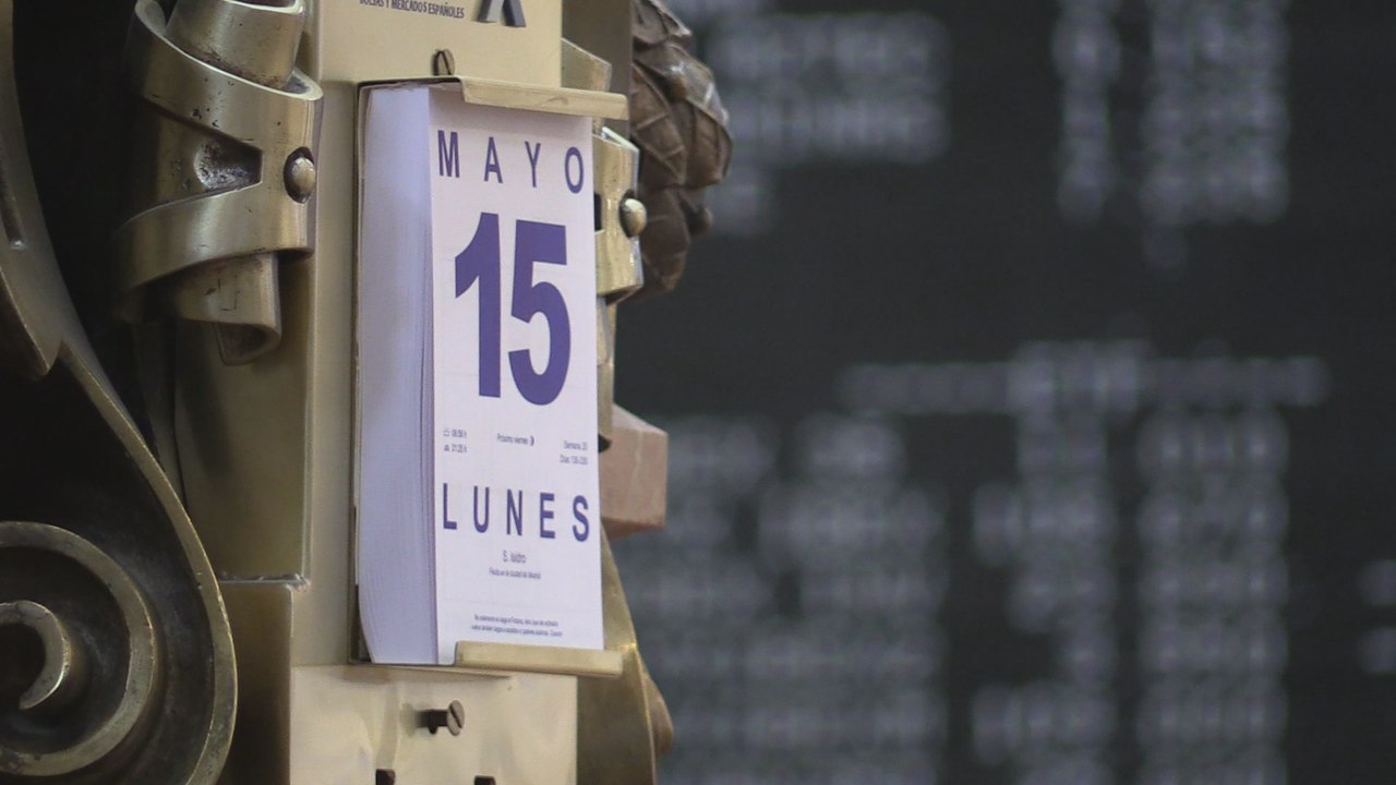 La Bolsa española inicia la semana con ganancias y recupera los 10.900 puntos