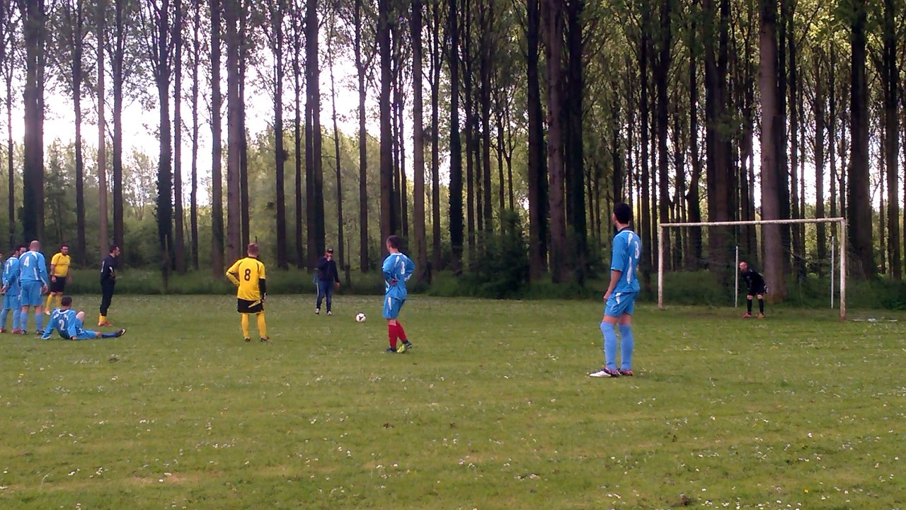 Penalty réussi de Jérémy face à Wail ce dimanche avec la belle victoire 9.1