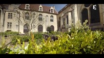 Interview de Pascal Quignard à l'Abbaye de Royaumont d'Asnières-sur-Oise - Drôle d'endroit