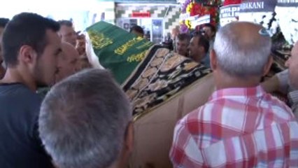 Muğla'daki Kazada Can Veren Gelin ve Görümce Son Yolculuklarına Uğurlanıyor