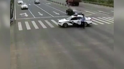 Ver para creer: ¿Fue correcta la actuación de este policía?