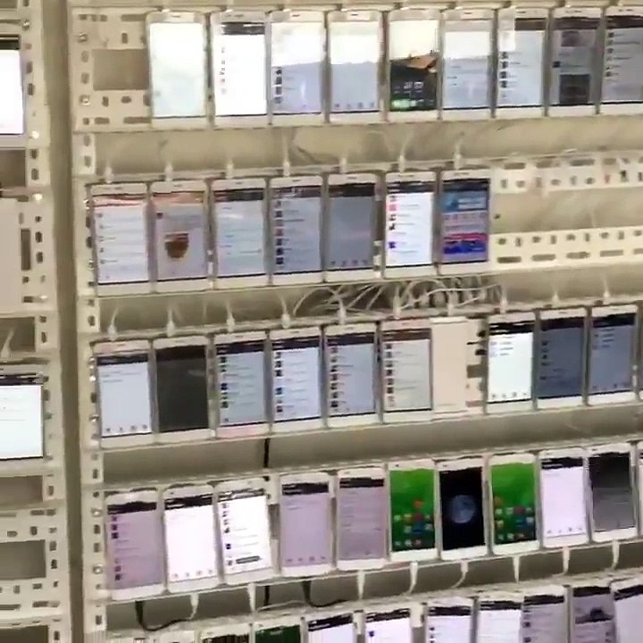 Il visite une ferme à clics en Chine, une belle arnaque !