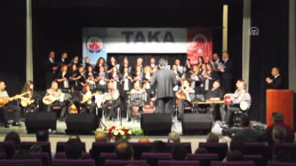 Afrikalı Öğrenciler Horon Oynadı